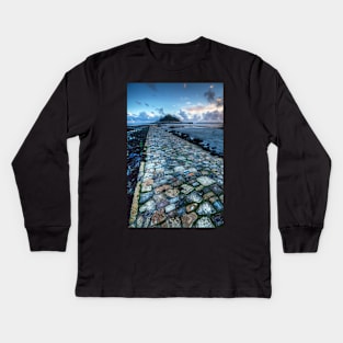 Causeway To St Michael's Mount, Cornwall, UK Kids Long Sleeve T-Shirt